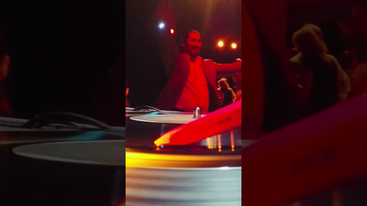 Tangos en Vinilos. Gustavo Rosas.Dj Set Live Vinilos.Bayron Bay Festival.SEPTIEMBRE 2017.AUSTRALIA.