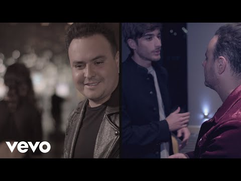 Río Roma Deberías Estar Aquí Lyric Video