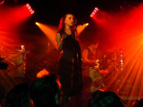 Friday Night Fly - Chrysta Bell @ A38 Hajó, Budapest