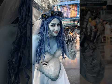 Corpse bride cosplay at New York comic con !! #nycc #corpsebride #newyorkcomiccon