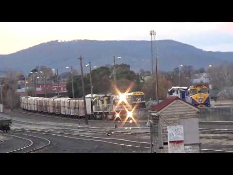 SCT002 and Progress Rail LDP005=BM9 Goulburn 31 5 2018