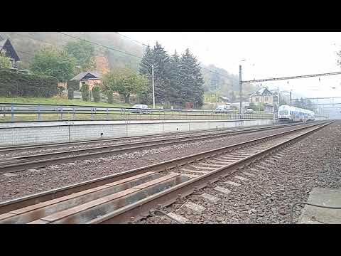 Os 6947 směr Lovosice lokom.vlak směr Ústí N/L a R 696 směr Děčín Hl.n s banánem 150.2 3x pozdrav