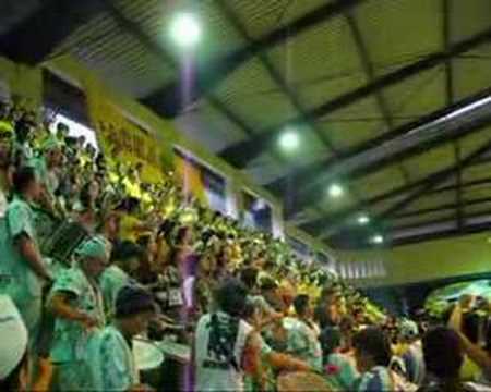 Medonha e Cachacina tocando o terror