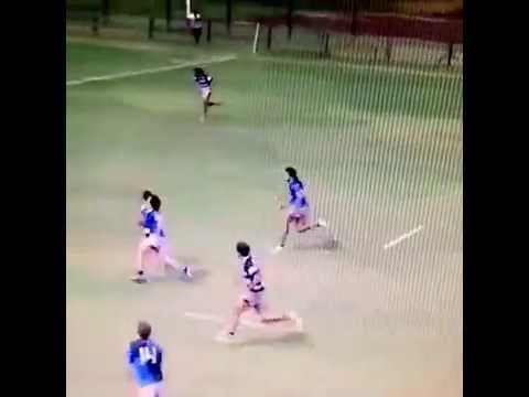 Santiago Viacava (95) de CUBA jugando para la Intermedia