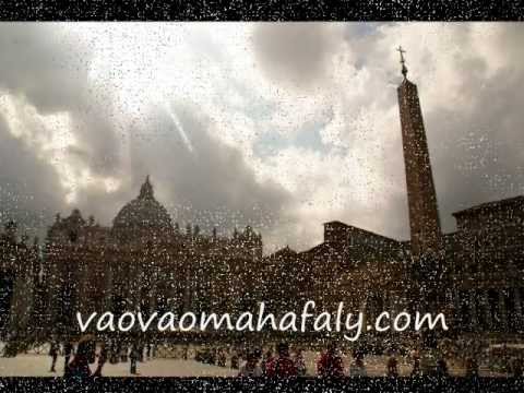 FFPM : 1 - Andriananahary Masina indrindra - Gloire, Gloire, Gloire - Holy, holy, holy