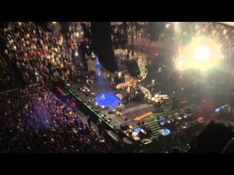 Pearl Jam - Man of the Hour - Live at Wells Fargo Center, Philadelphia (1), PA-10/21/13