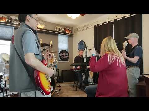 Promotional video thumbnail 3 for Cover Twist