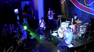 MGK talks to fans and sings Letter To My Fans LIVE: Machine Gun Kelly And Dubo Columbus Aug/31/2012