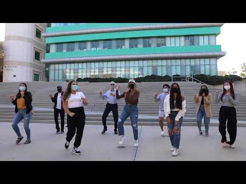 Holiday TikTok - UCI BioSci students dance with Dean LaFerla