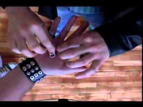 Paul Harris Presents Black Widow With DVD by Darryl Vanamburg   Trick   www octomagic com