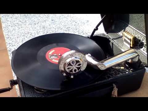 "Cerisier Rose et Pommier Blanc", by Léo Marjane on Decca Label MB20987