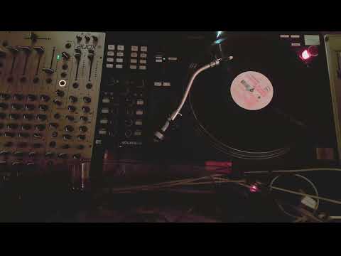 Sascha Funke - Mango (Tobias Thomas & Superpitcher's Como Mango Version)