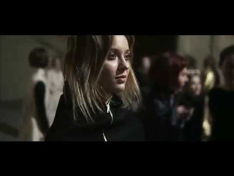 J Perekriostova backstage 2018