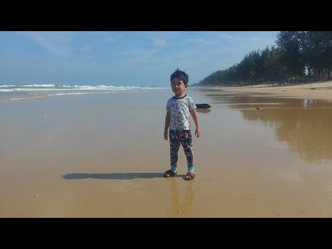 Yasmeen and Nuqman love the beach very much