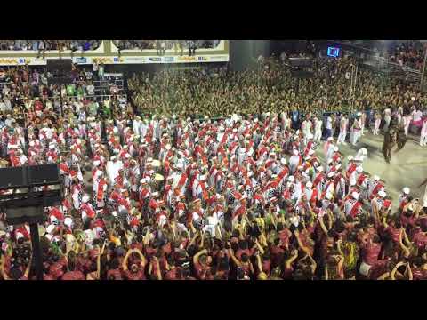 Bateria Mangueira 2019