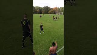 SUNDAY LEAGUE - CRUNCHING TACKLES &amp; 30 YEARD SCREAMER