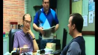 EXTRAS Bloopers: Ricky Gervais &amp; Barry - Did You Glug It?