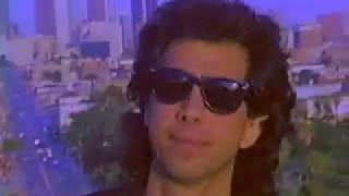 "City Life", a music video by Tonio K.