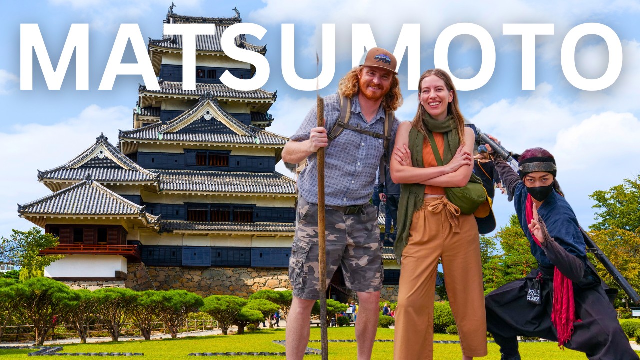 A duo delves into the captivating history of Matsumoto Castle!