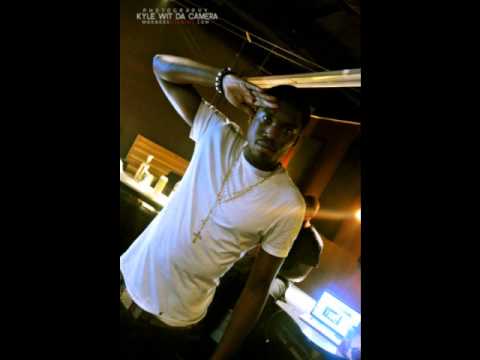 Waka Flocka Flame,Gillie Da Kid Ft. And Meek Mill - Gangsta Hop(NEW)