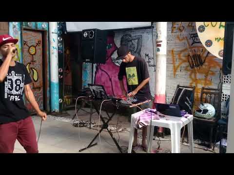 Ao vivo  música críticas