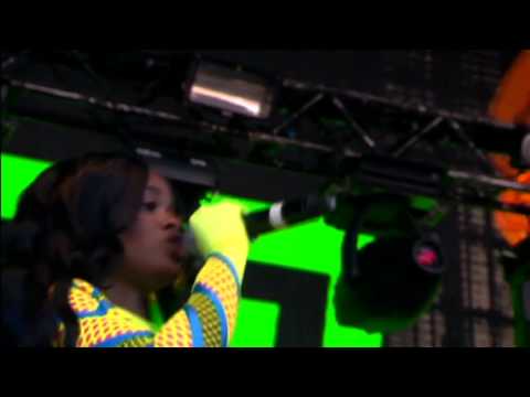 Azealia Banks - 'BBD' & 'ATM JAM' (Live @ at T in The Park 2013)