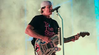 Download lagu Blink-182 - What’s My Age Again? (Live / Coachella / 2023) mp3