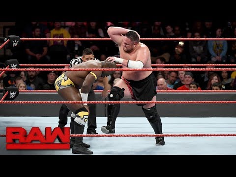 Samoa Joe Suffers Bad Cut At Live Event In Toronto, Match Stopped