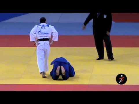 italiajudo.com_Parigi 2011 - Campionati del Mondo - Roberto Meloni ITA vs Kone Kinapeya Romeo CIV