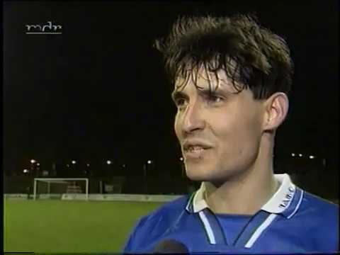 Spielberichte aus der Saison 1997/1998 über Rot-Weiß Erfurt; u. a. Pokal-Finale gegen Nordhausen