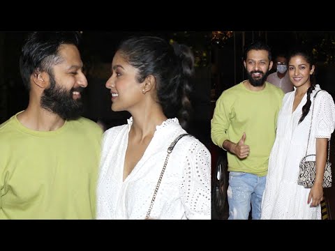 Romantic Couple Ishita Dutta & Hubby Vatsal Sethi Arrived At Novotel For Her 31st Bday Celebration