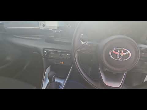 Toyota Yaris 1.5 Hybrid Luna Sport 5dr *Not To Be - Image 2