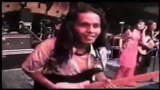 Download lagu MENGAPA 2 - Ria Mustika Ft Shodiq - OM PALAPA Lawas 2005 mp3