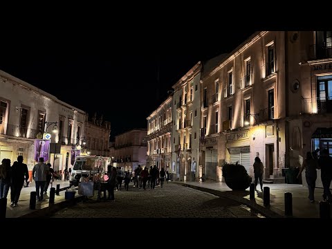 D rød - El Hotel Video Oficial con Letra