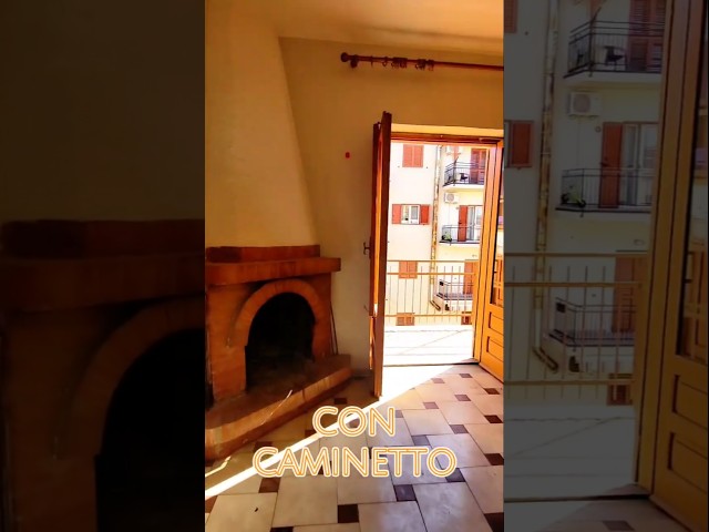 VENDESI COMODO APPARTAMENTO