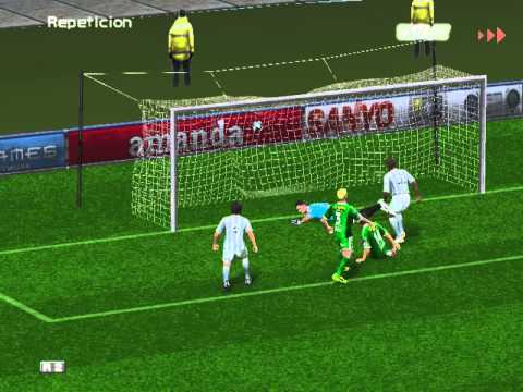 este gol es valido???? pase al medio o no???