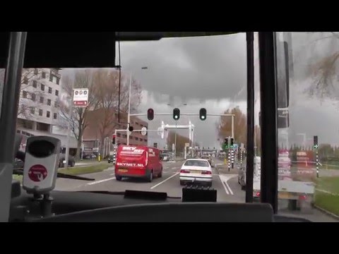 Met RET bus lijn 143 van Ridderkerk Vlietplein naar Dordrecht Station, 26 april 2016