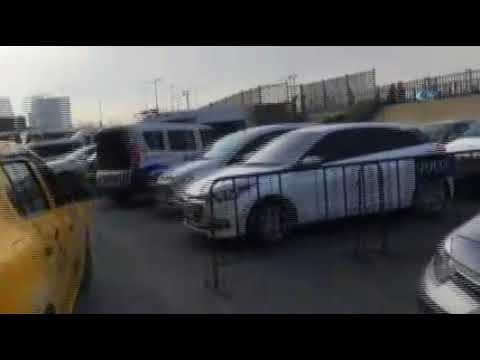 Oyuncu Feyza Civelek gözaltına alındı ve polisi ısırdı