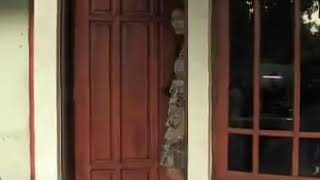 Download lagu Aku Tak Rela, cipt:  Jhon  Mintha, Voc: Tonny Pereira mp3