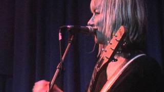 The Muffs - I Need You(Live at the Uptown Oakland)