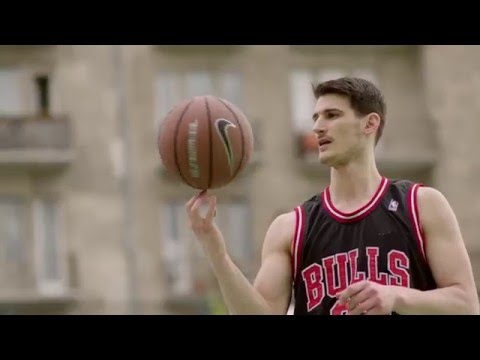 EMLP - LÁTHATATLAN (Official Music Video)