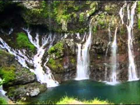 download lagu mp3 mp4 Dans La Ravine Dans Ker Soleil, download lagu Dans La Ravine Dans Ker Soleil gratis, unduh video klip Dans La Ravine Dans Ker Soleil