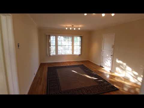 PL8916 - 2 Bed + Dining Room + 1 Bath Apartment For Rent (Santa Monica, CA).