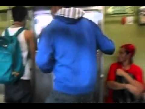 Harley shake no metro de São Paulo