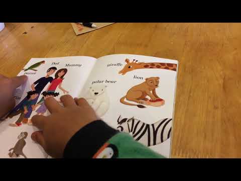 Topsy and Tim Go to the Zoo - Snoopy