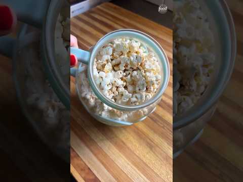 This portable popcorn maker is genius 🍿💢
