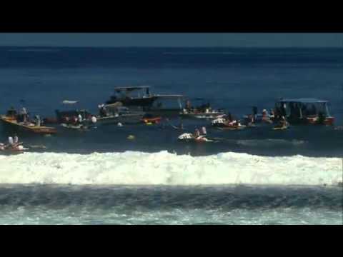 Billabong Pro Tahiti 2011 - Free Surf Session