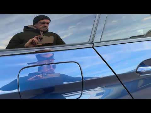 BMW 5-Series 2023 520D TOURING M SPORT LCI - Image 2