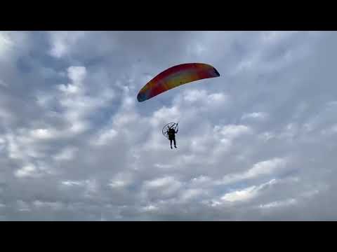 Pouso Voo 230 de Paramotor IKE Costa - 18/06/22 - Capitólio