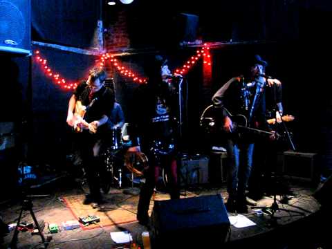 Chicken Snake Hogback Road Route 666 @ The Gutter 12/12/11 NY